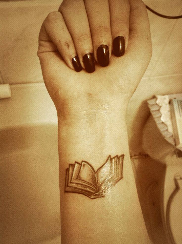 If You Love to Read Youre Gonna Love these Book Tattoos  Ratta  TattooRatta Tattoo